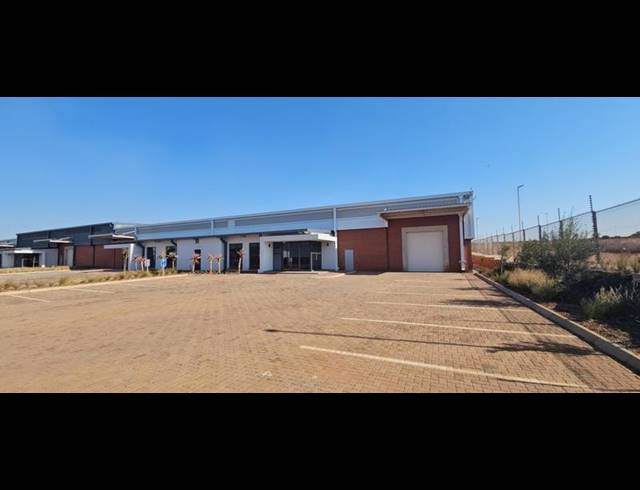 INDUSTRIAL PROPERTY TO RENT IN GLEN MARAIS